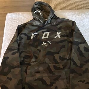 Fox Green and Brown Camo Pullover